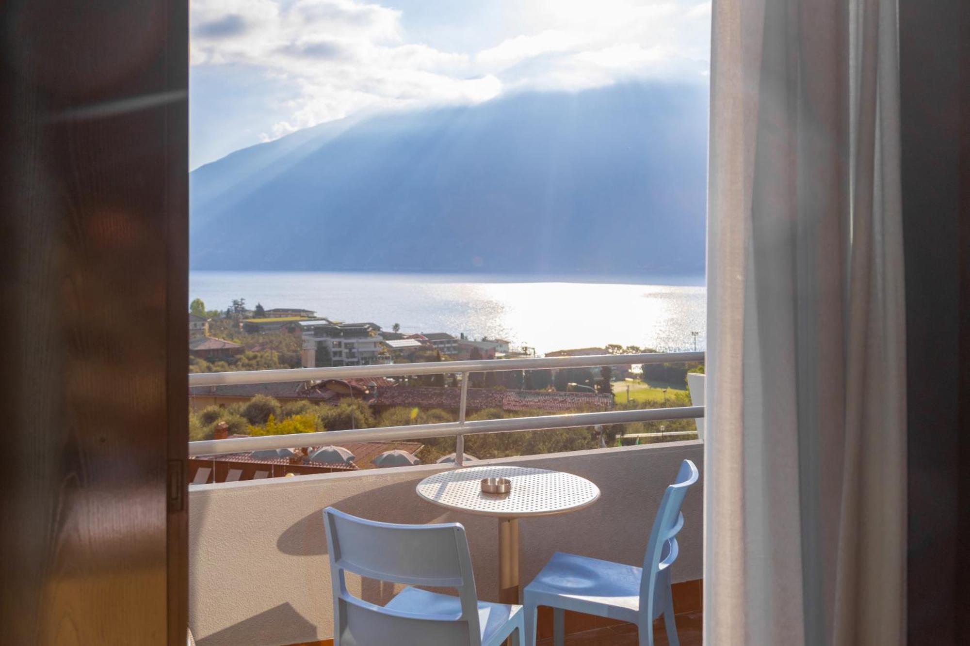 Aria Life Hotel Limone sul Garda Eksteriør bilde